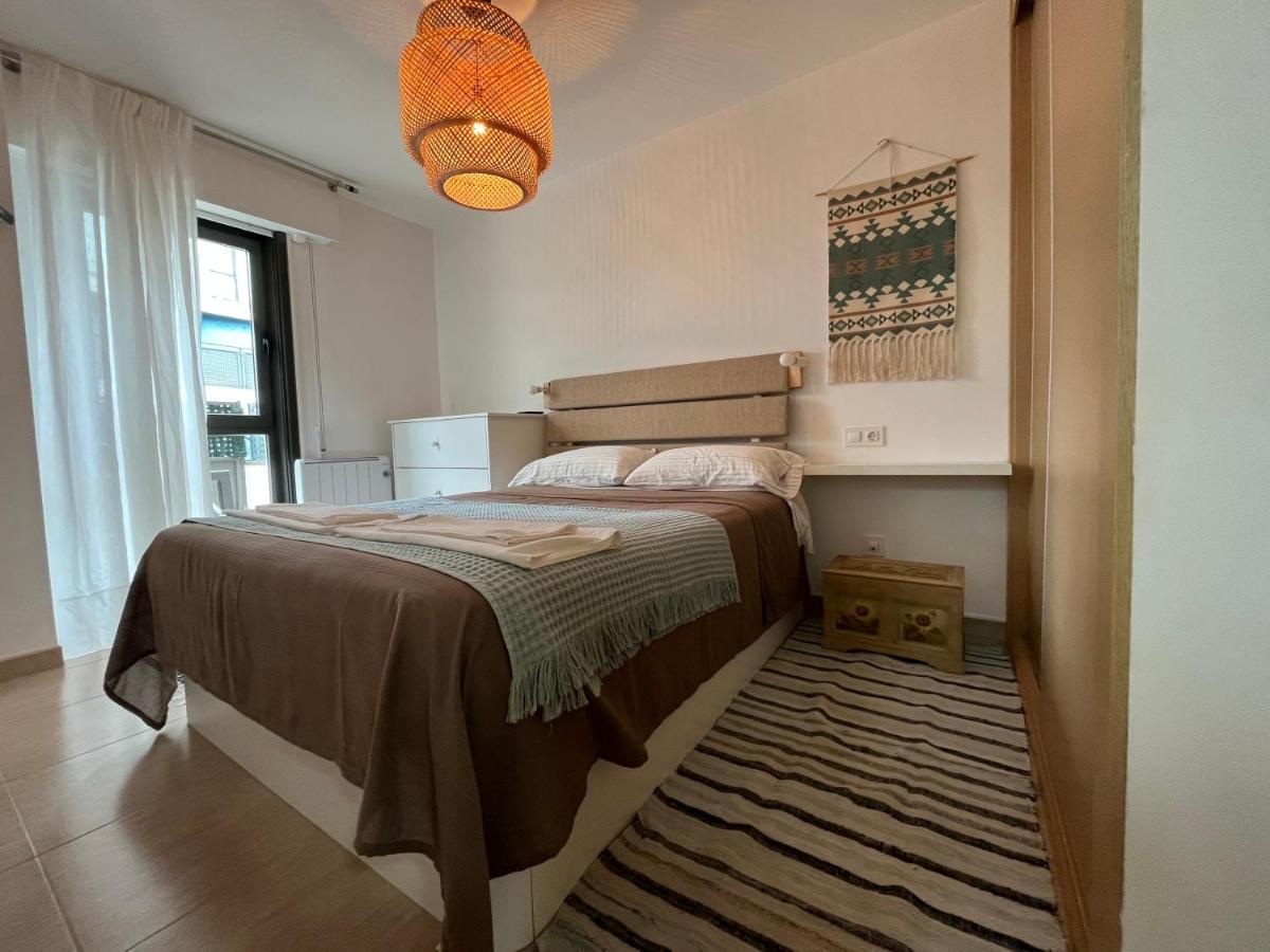 Apartamento Con Terraza,2 Min De La Playa, Ares Exteriör bild